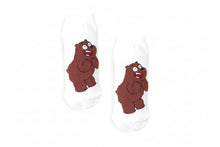 Cargar imagen en el visor de la galería, Medias de Los Escandalosos - Pardo color blanco
